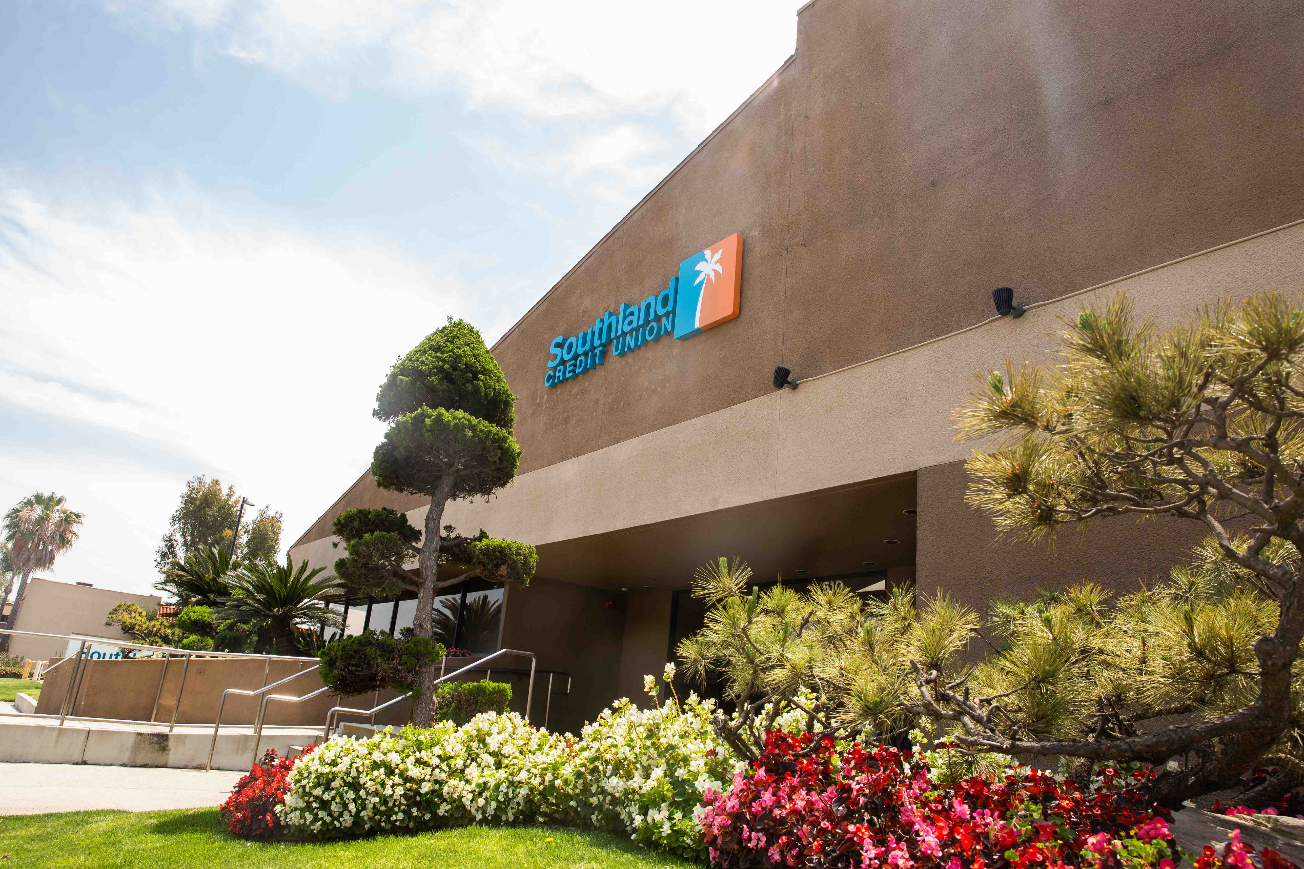 Southland's Carson branch exterior